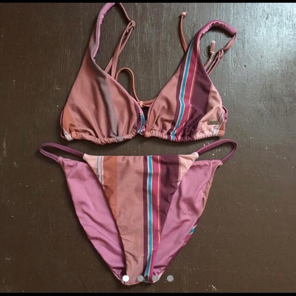 ONEILL BIKINI - Picture 1 of 4